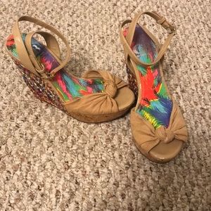 Gianni Bini Wedges - Women’s 6